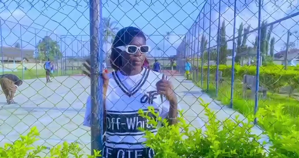 Nelly Nash - I must confess.