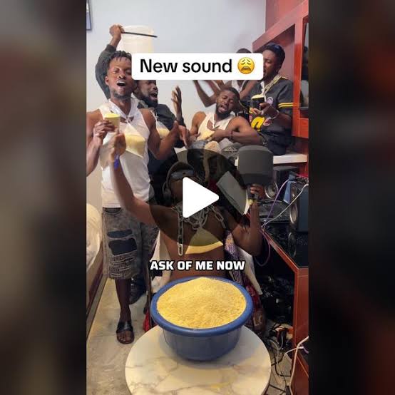 Funnybros – Ask Of Me Now (Ezege Garri)