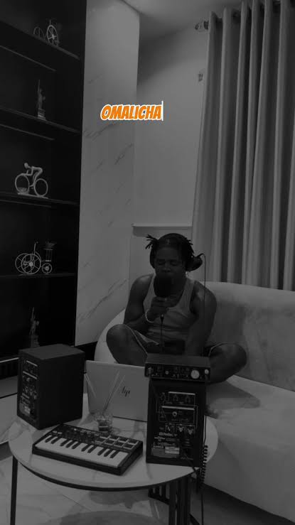 Topik – Omalicha x Rord Kelly