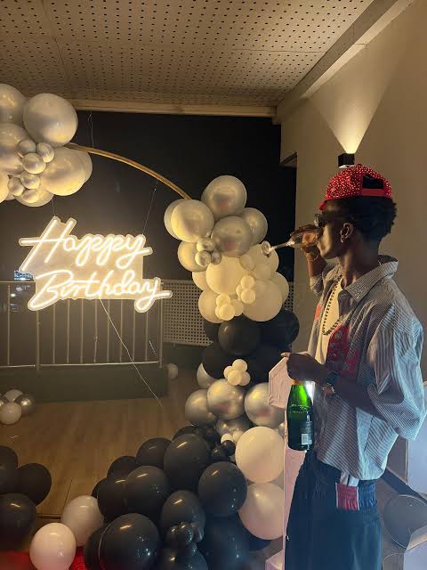 Mavoswago – E Be Like Say U Arrest Me