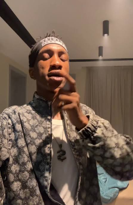 Mavoswago – The Money Dey My Mind