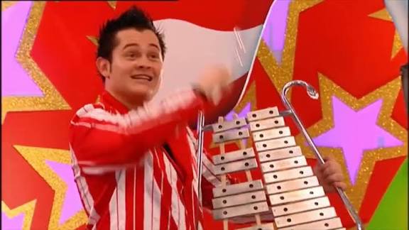 The Wiggles – Oh Come All Ye Faithful